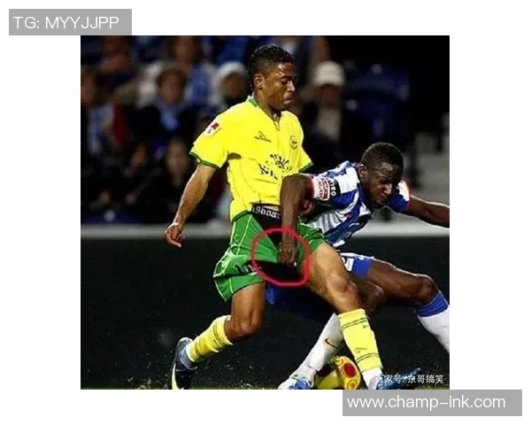 足球明星尴尬瞬间大曝光：从滑倒到失误，盘点足坛最丑瞬间